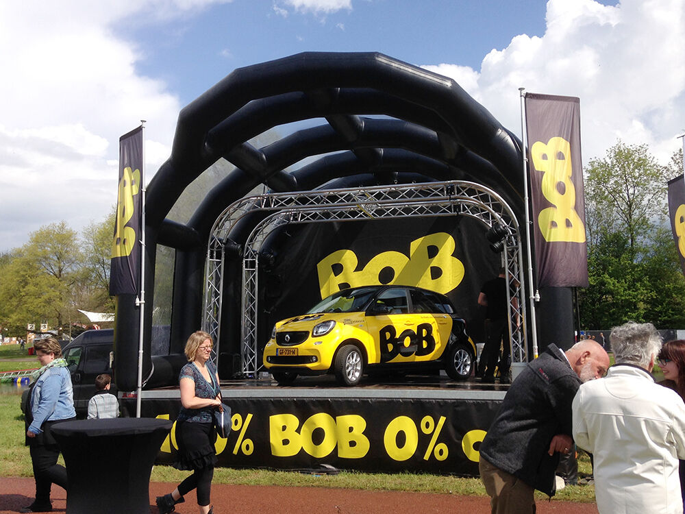 Mobiel podium op maat BOB